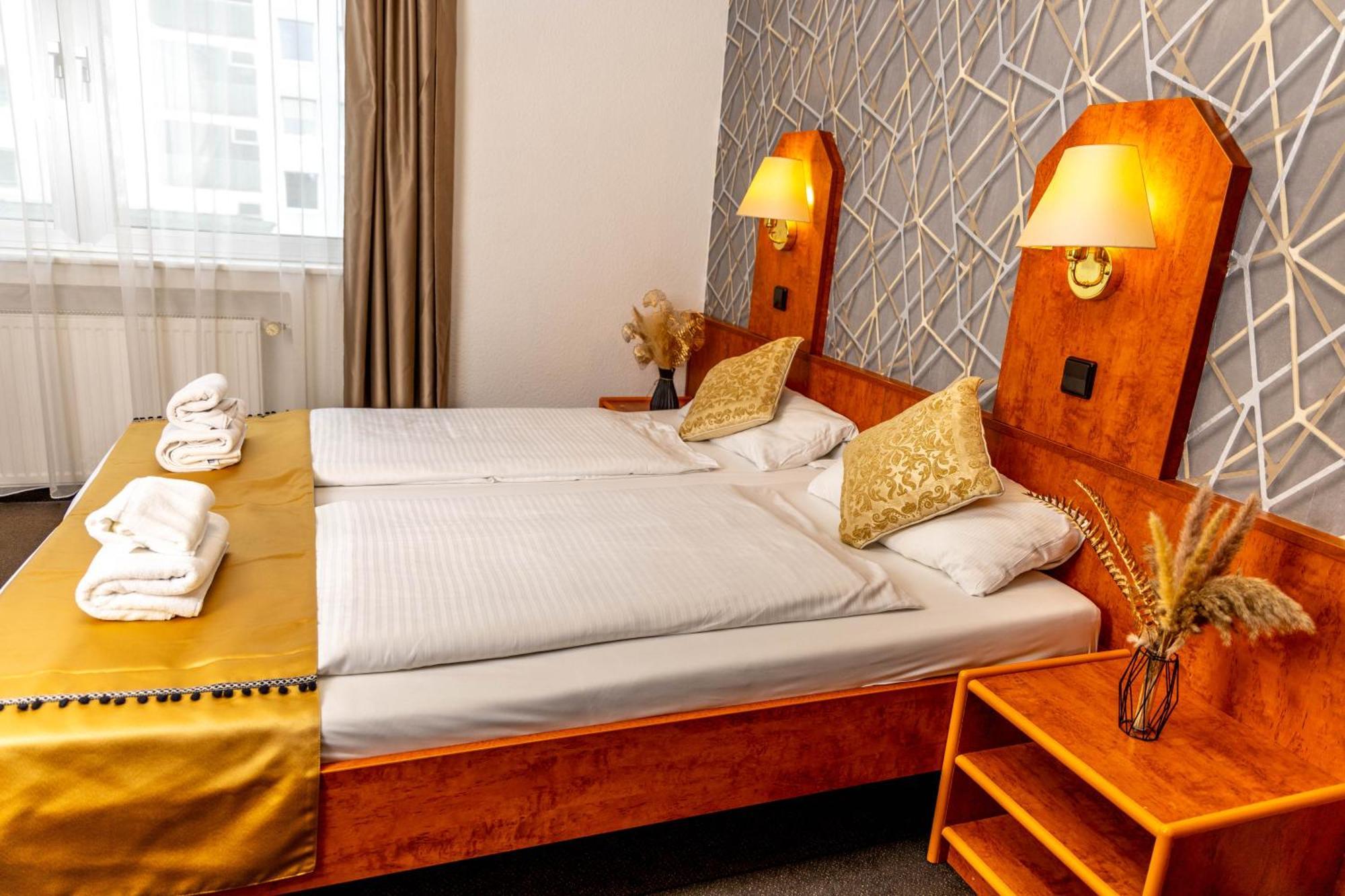 Hotel Rossija Frankfurt am Main Kültér fotó