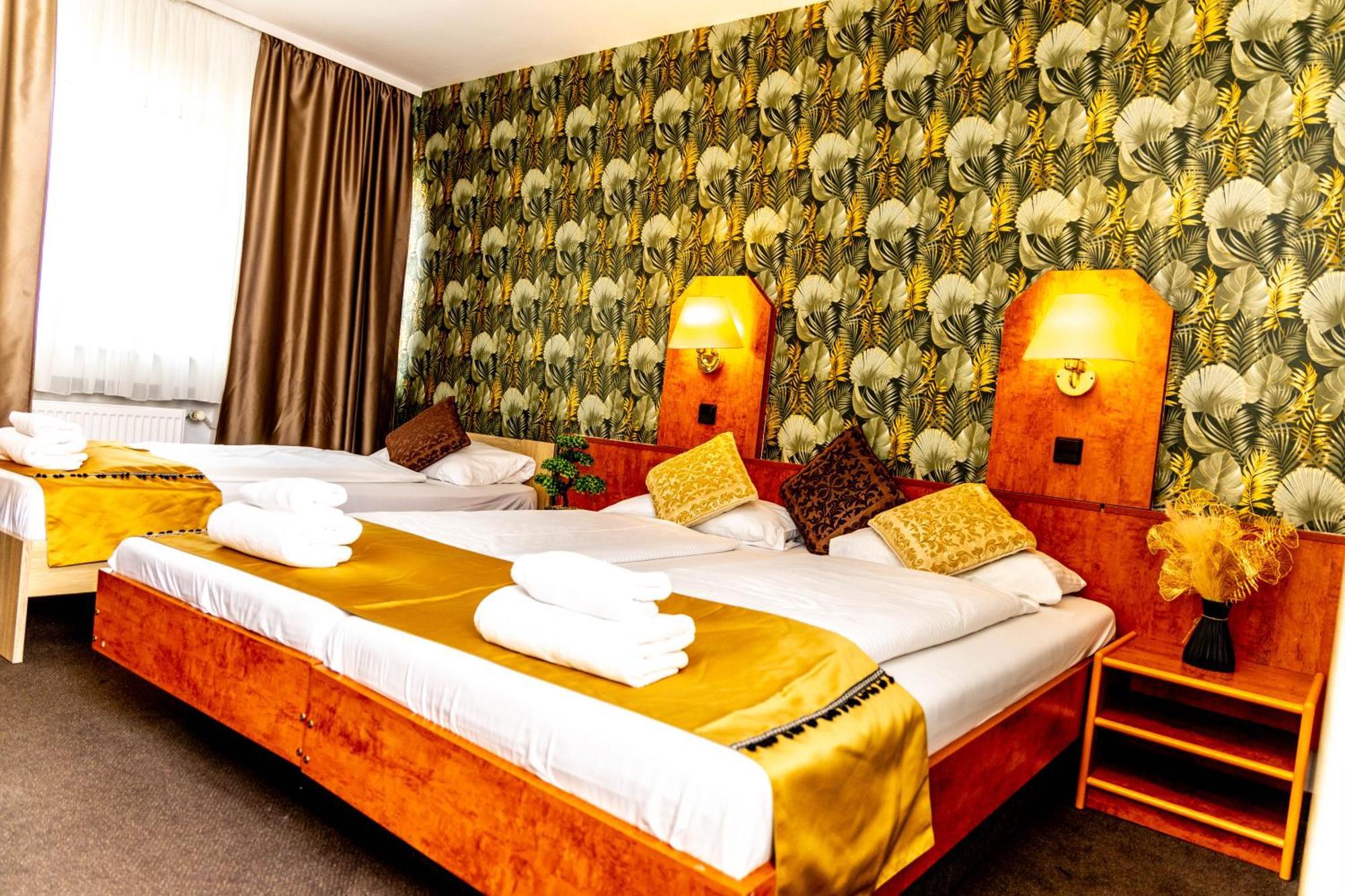 Hotel Rossija Frankfurt am Main Kültér fotó