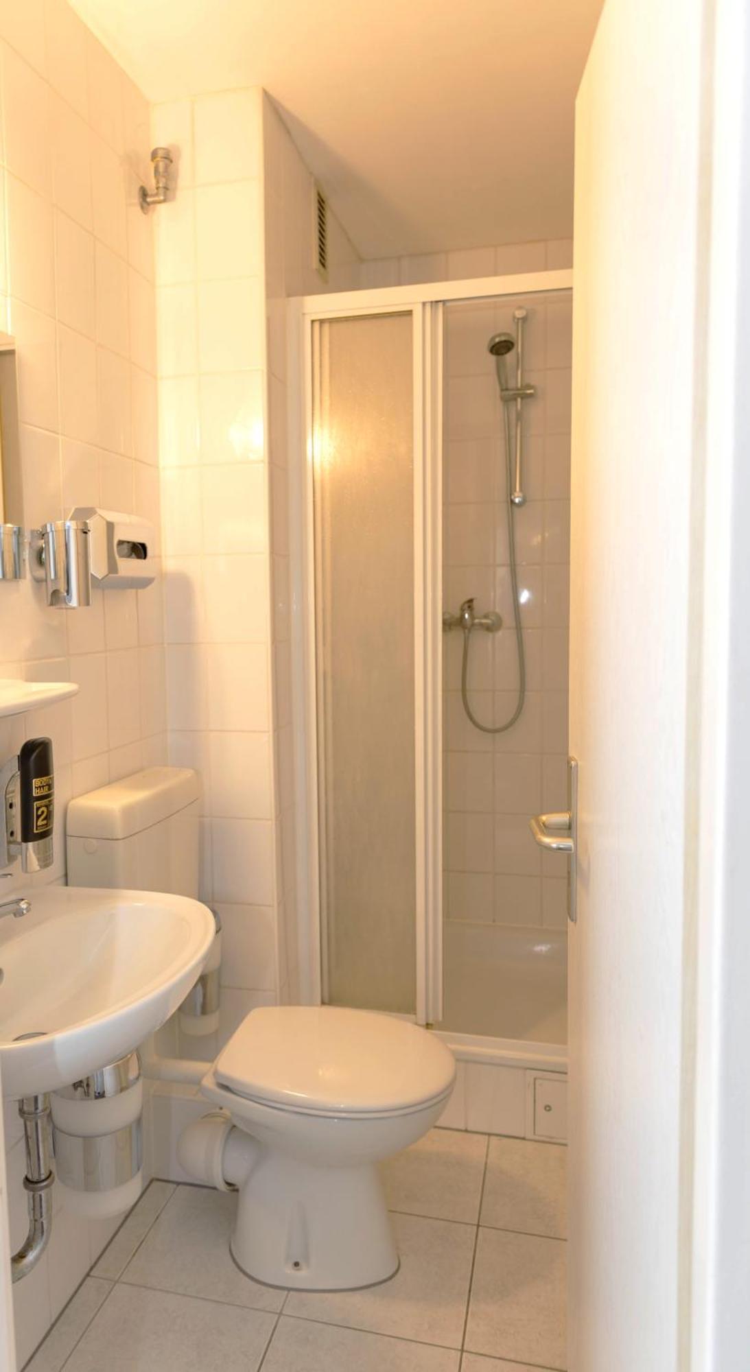 Hotel Rossija Frankfurt am Main Kültér fotó