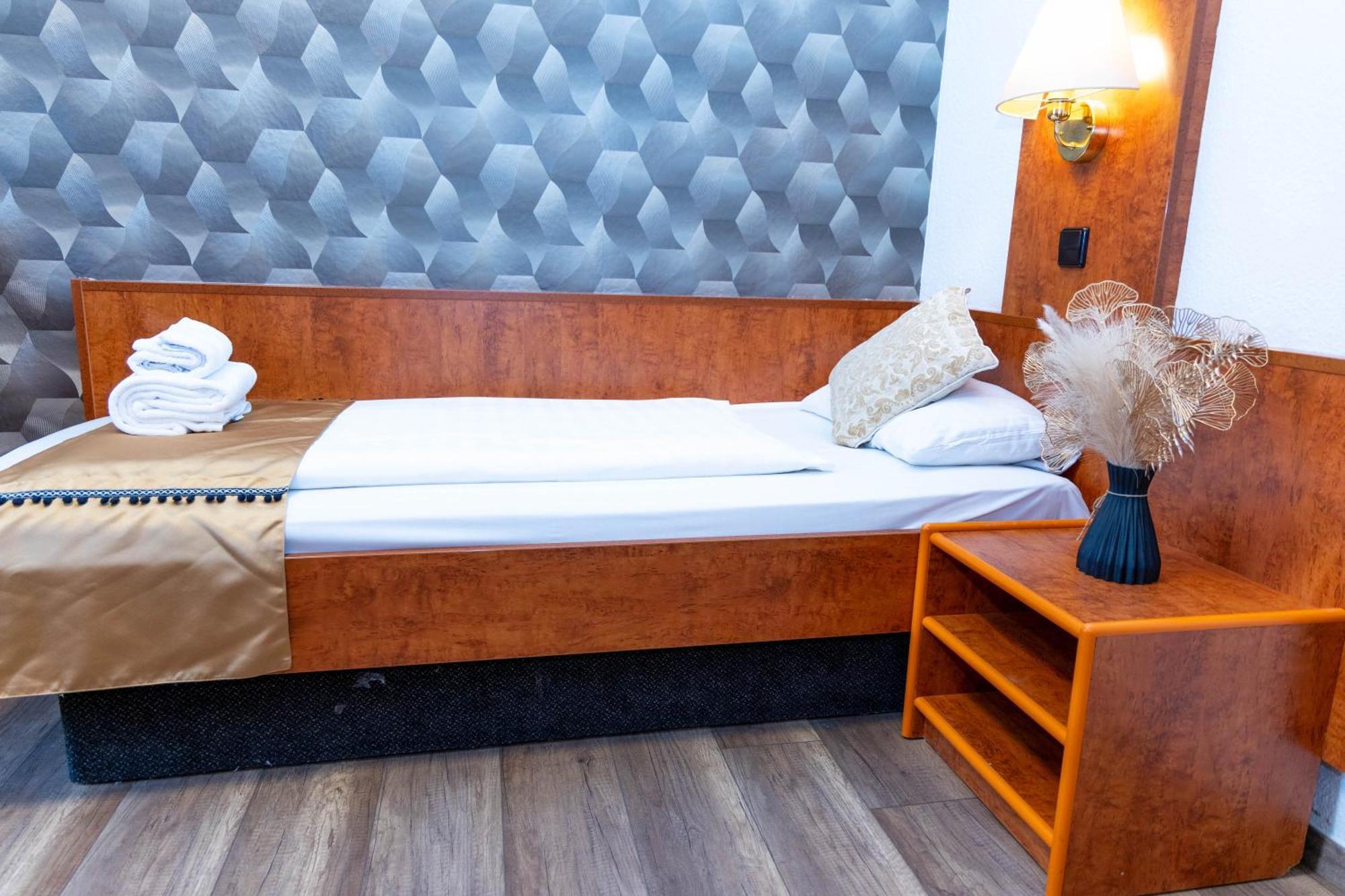 Hotel Rossija Frankfurt am Main Kültér fotó
